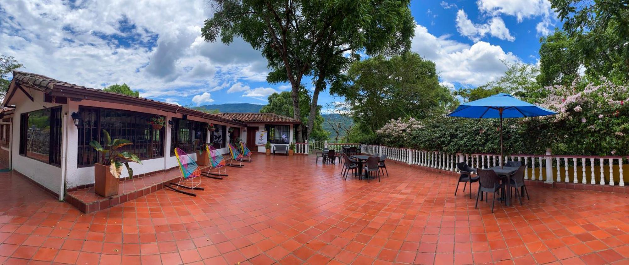 Hotel Campestre La Trinidad San Gil Exterior foto