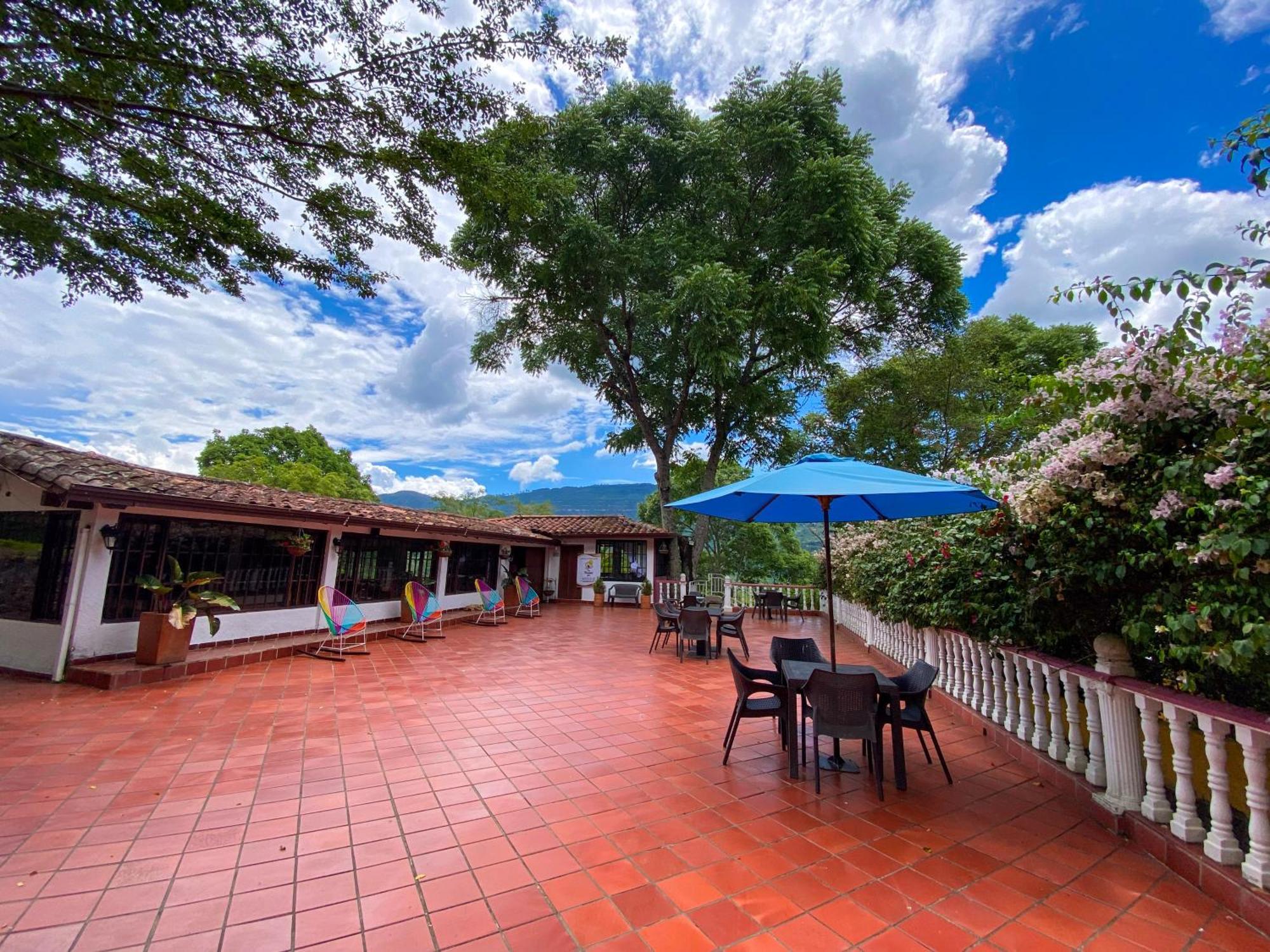 Hotel Campestre La Trinidad San Gil Exterior foto